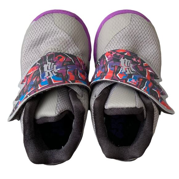 NIKE Size 5C Kyrie 5 TD Toddler Graffiti Sneakers AQ2459-001 - Picture 7 of 9